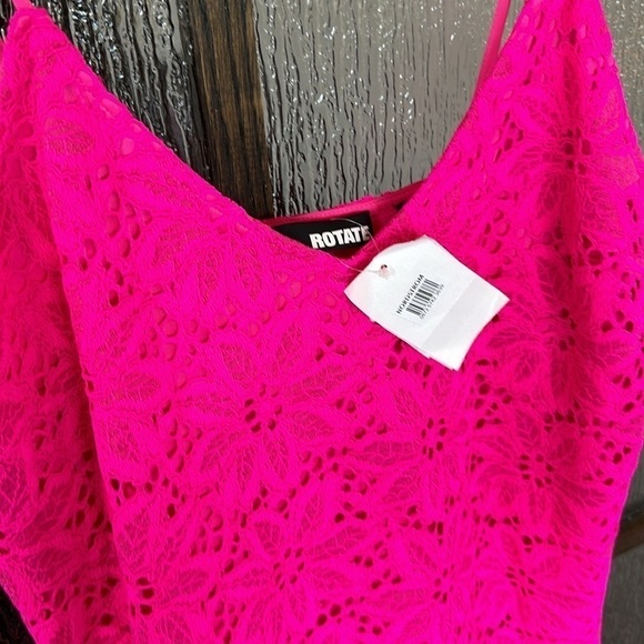 Rotate Birger Christensen
Lamra Lace Mini Dress - size 12 Pink - NEW $300 - Picture 7 of 11